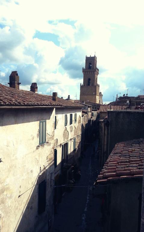 Affittacamere La Magica Torre Pitigliano Exteriör bild