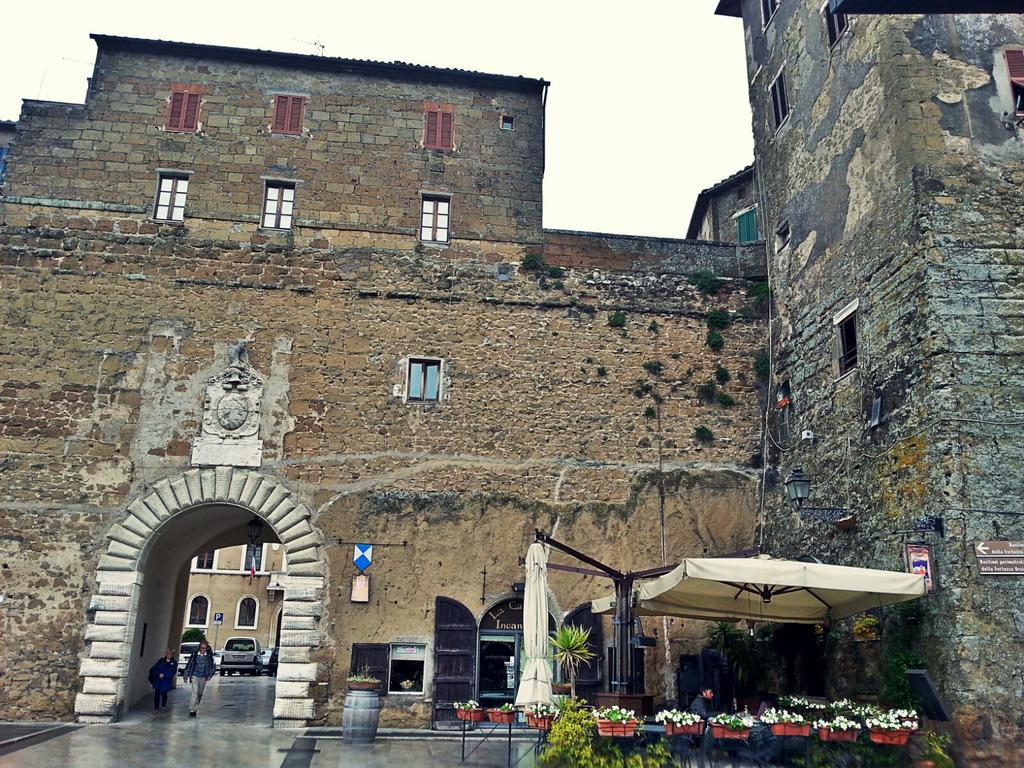 Affittacamere La Magica Torre Pitigliano Exteriör bild